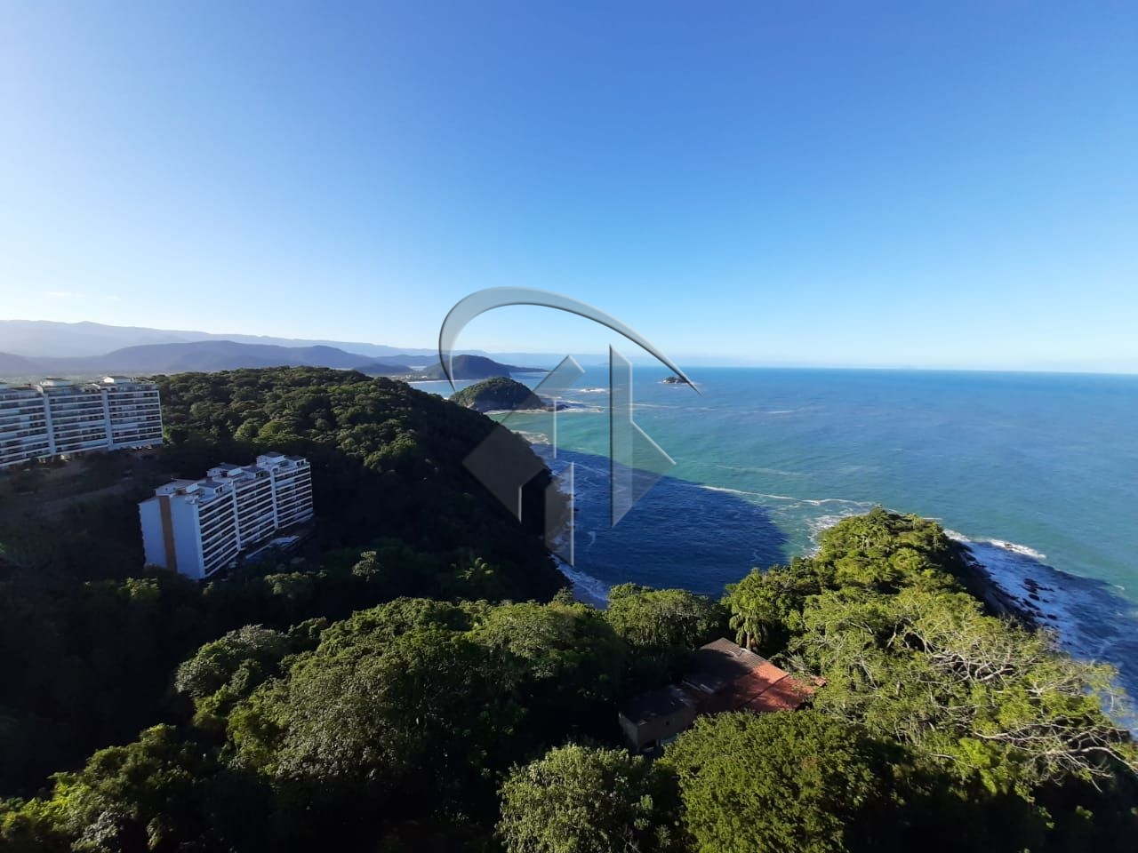 Apartamento à venda, Morro Sorocotuba, Guaruja